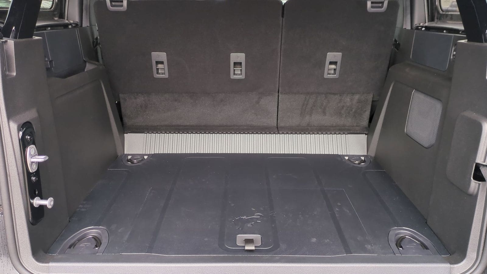 Thumbnail: 2025 Ford Bronco - 35