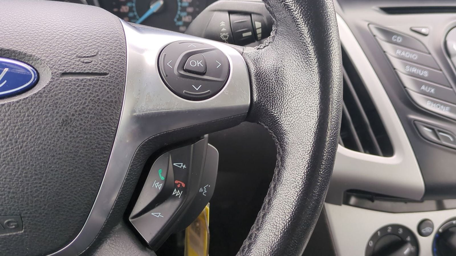 Thumbnail: 2012 Ford Focus - 22