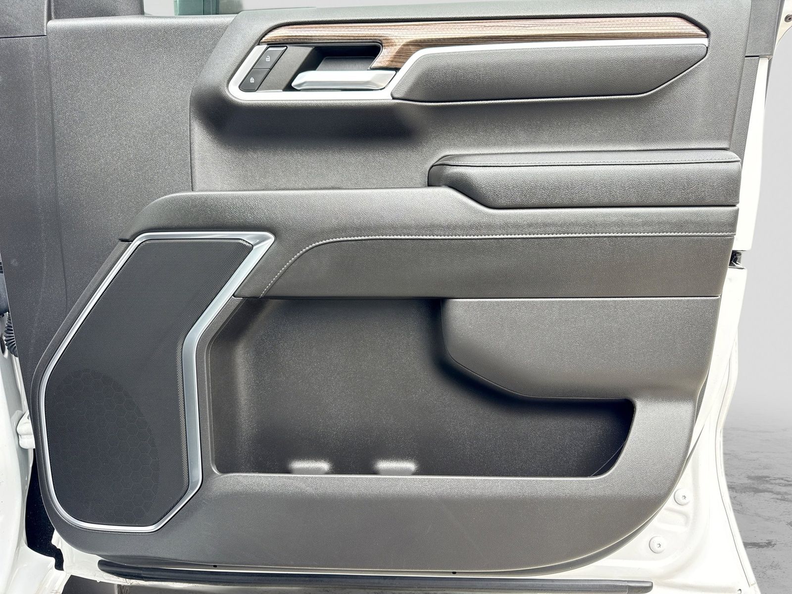 Thumbnail: 2022 Chevrolet Silverado 1500 - 33