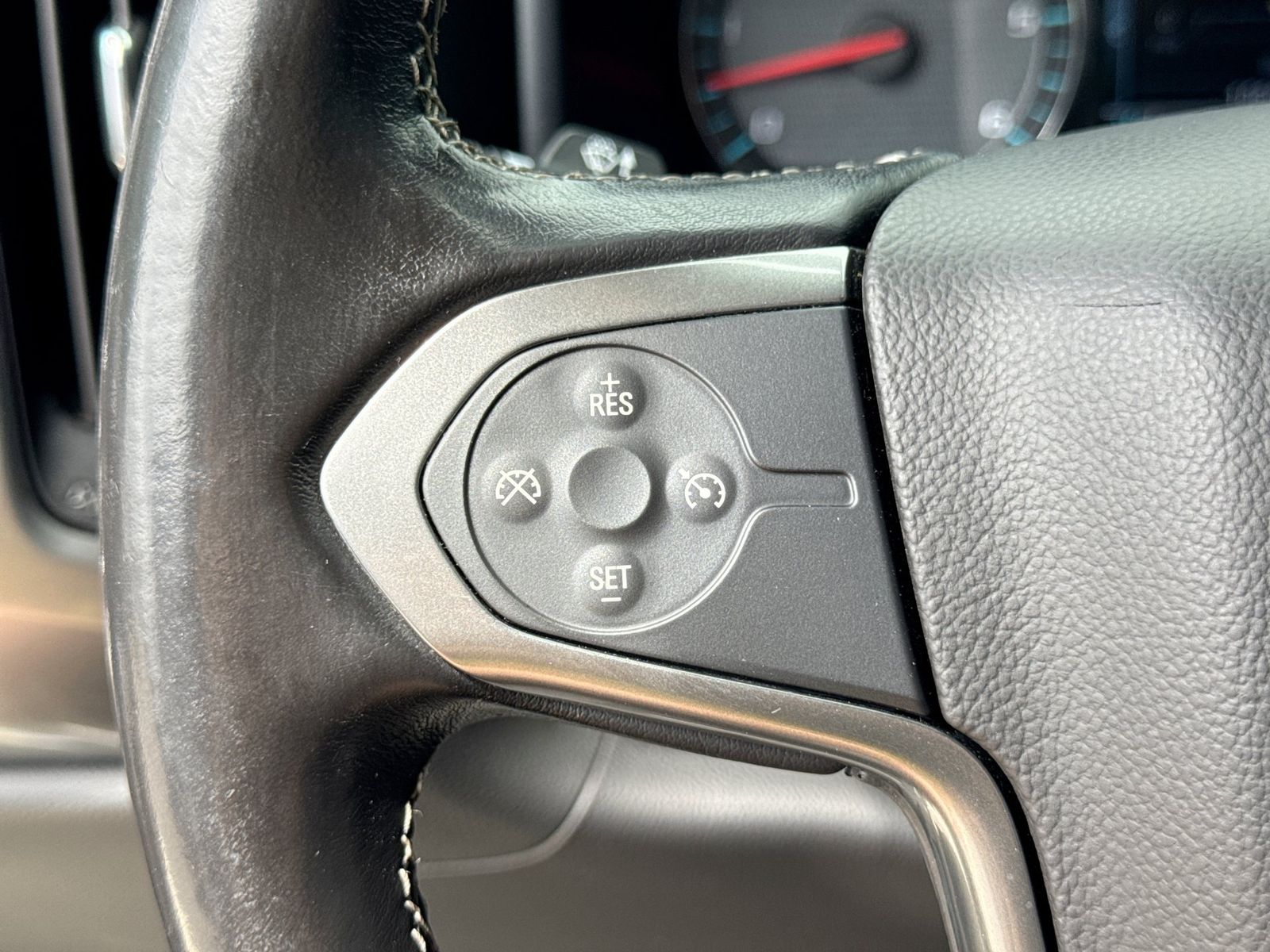 Thumbnail: 2019 Chevrolet Silverado 2500 - 28