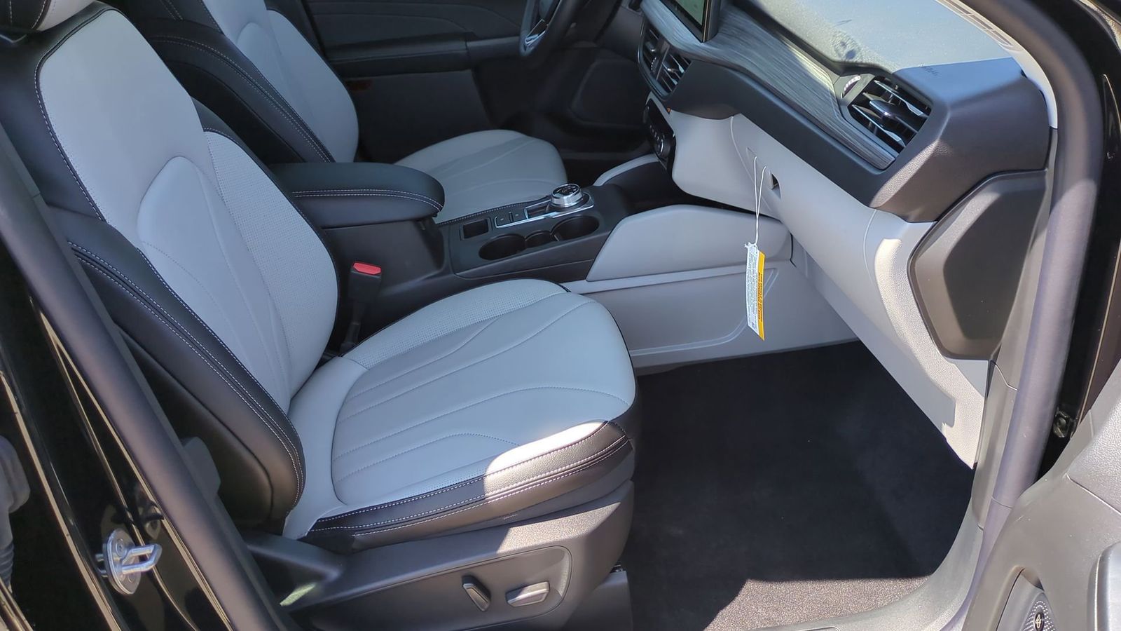 Thumbnail: 2025 Ford Escape - 18