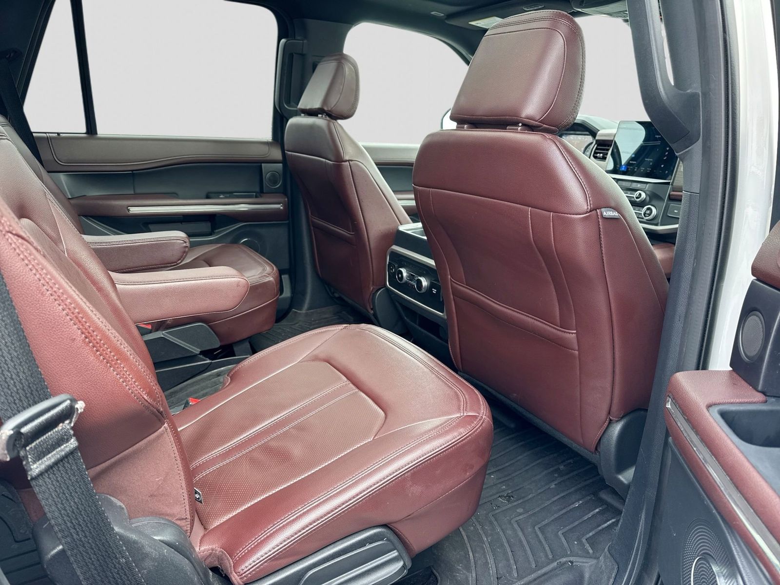 Thumbnail: 2022 Ford Expedition - 8