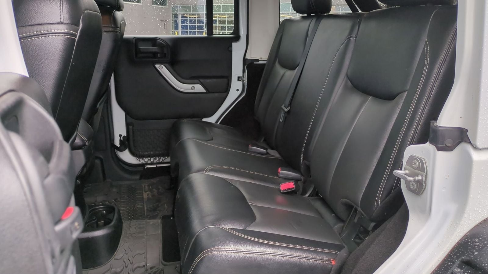2016 Jeep Wrangler Unlimited Rubicon 22