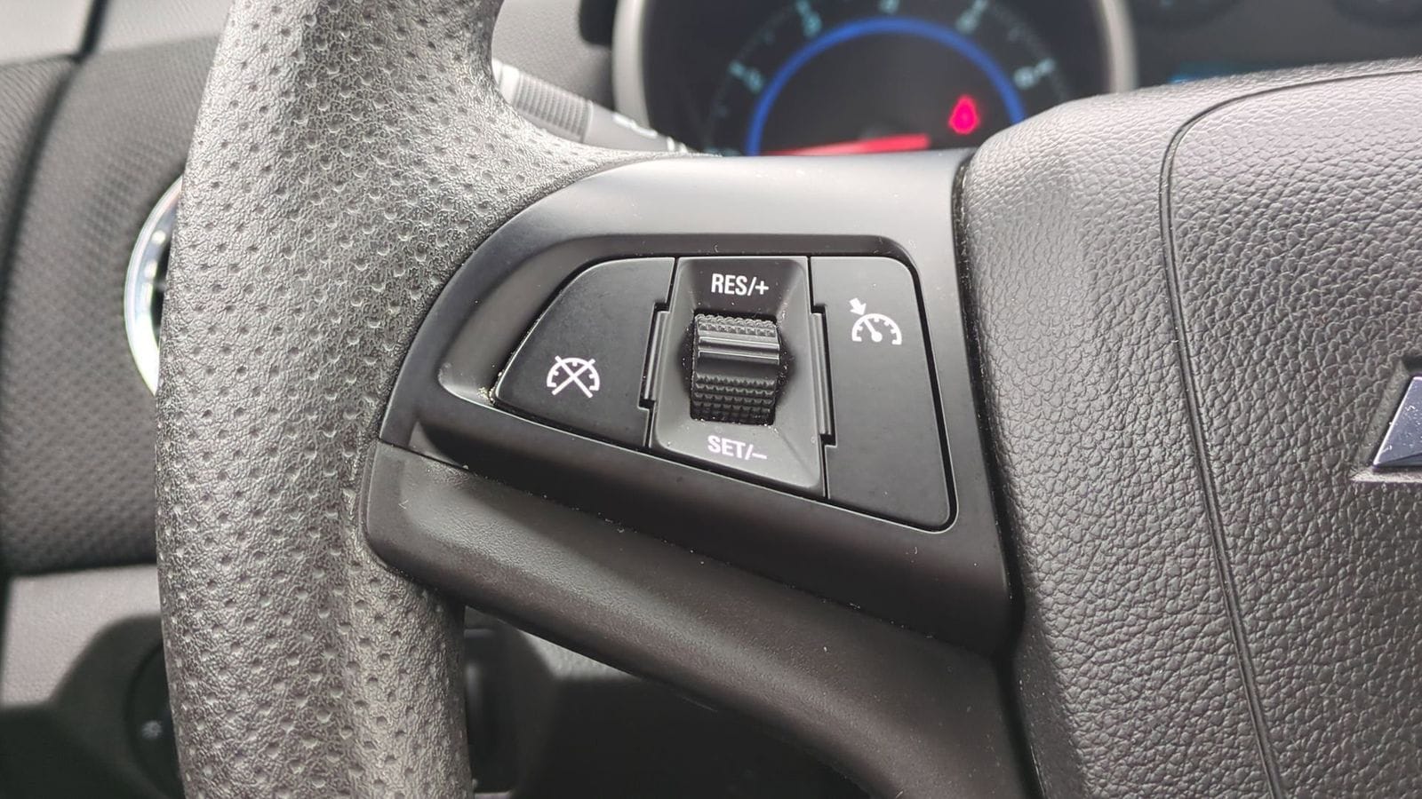 Thumbnail: 2016 Chevrolet Cruze - 23