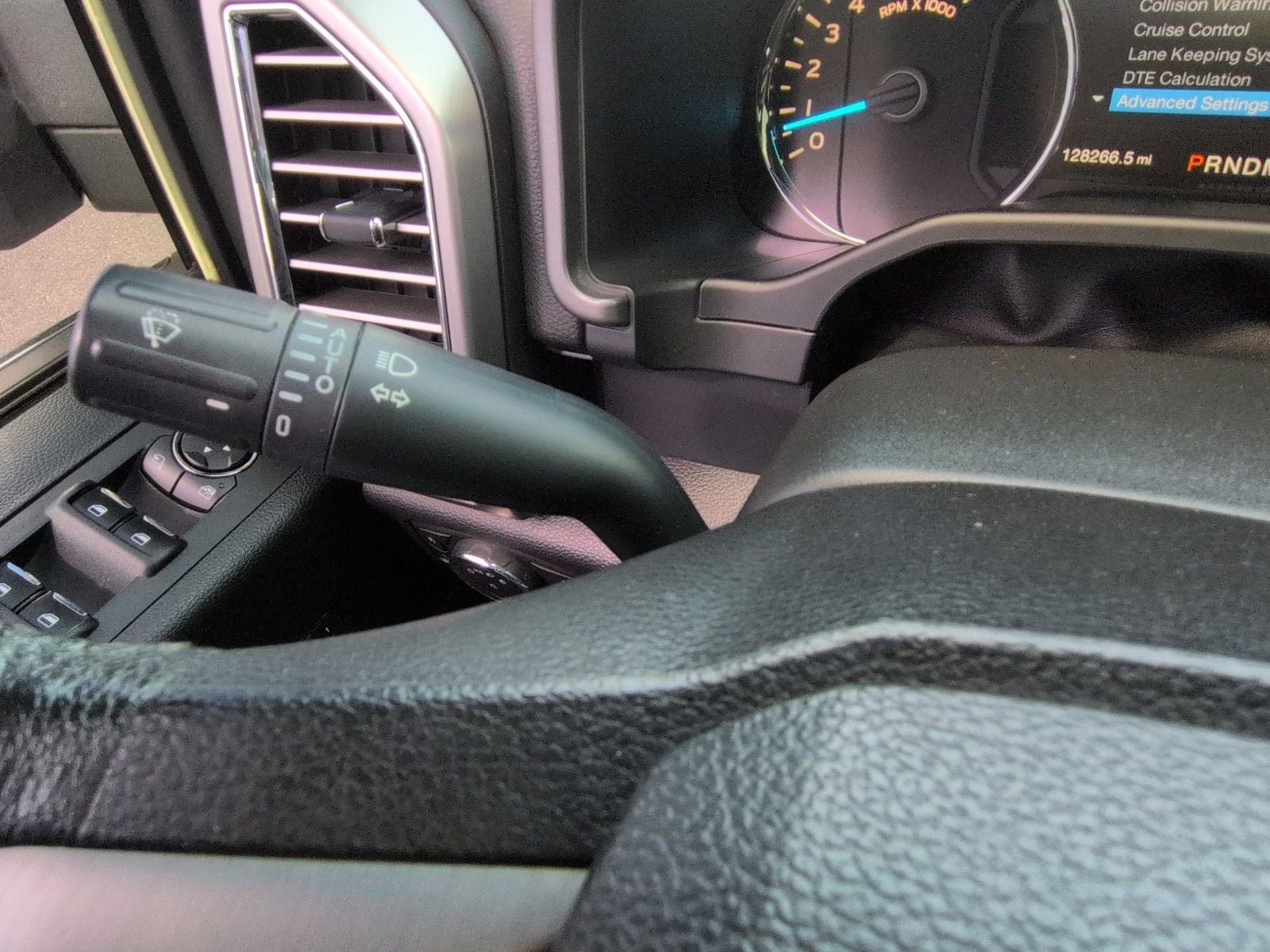 Thumbnail: 2015 Ford F-150 - 35