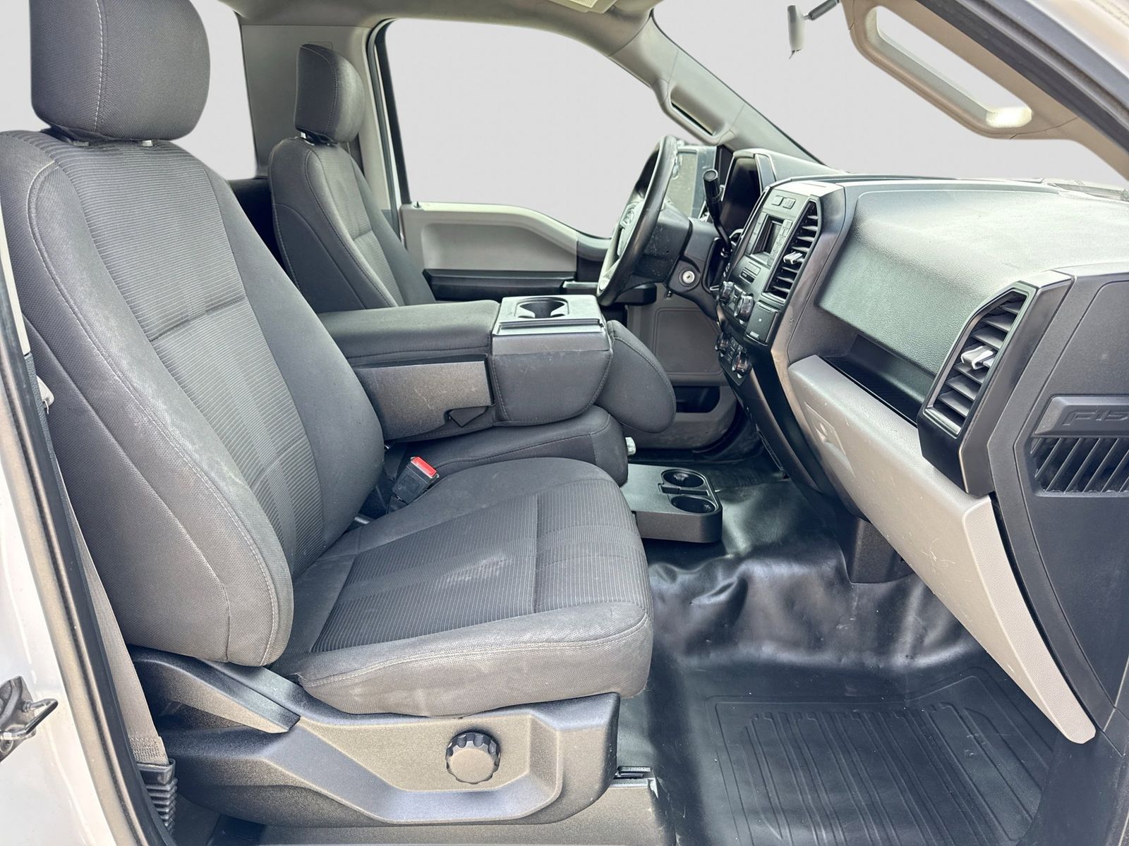 Thumbnail: 2019 Ford F-150 - 17