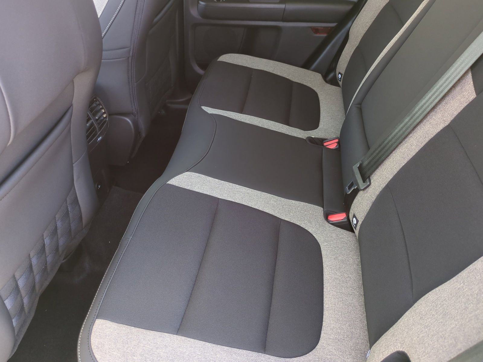 Thumbnail: 2025 Ford Bronco Sport - 19