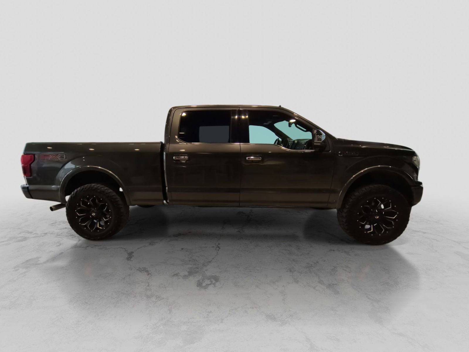 Thumbnail: 2018 Ford F-150 - 9