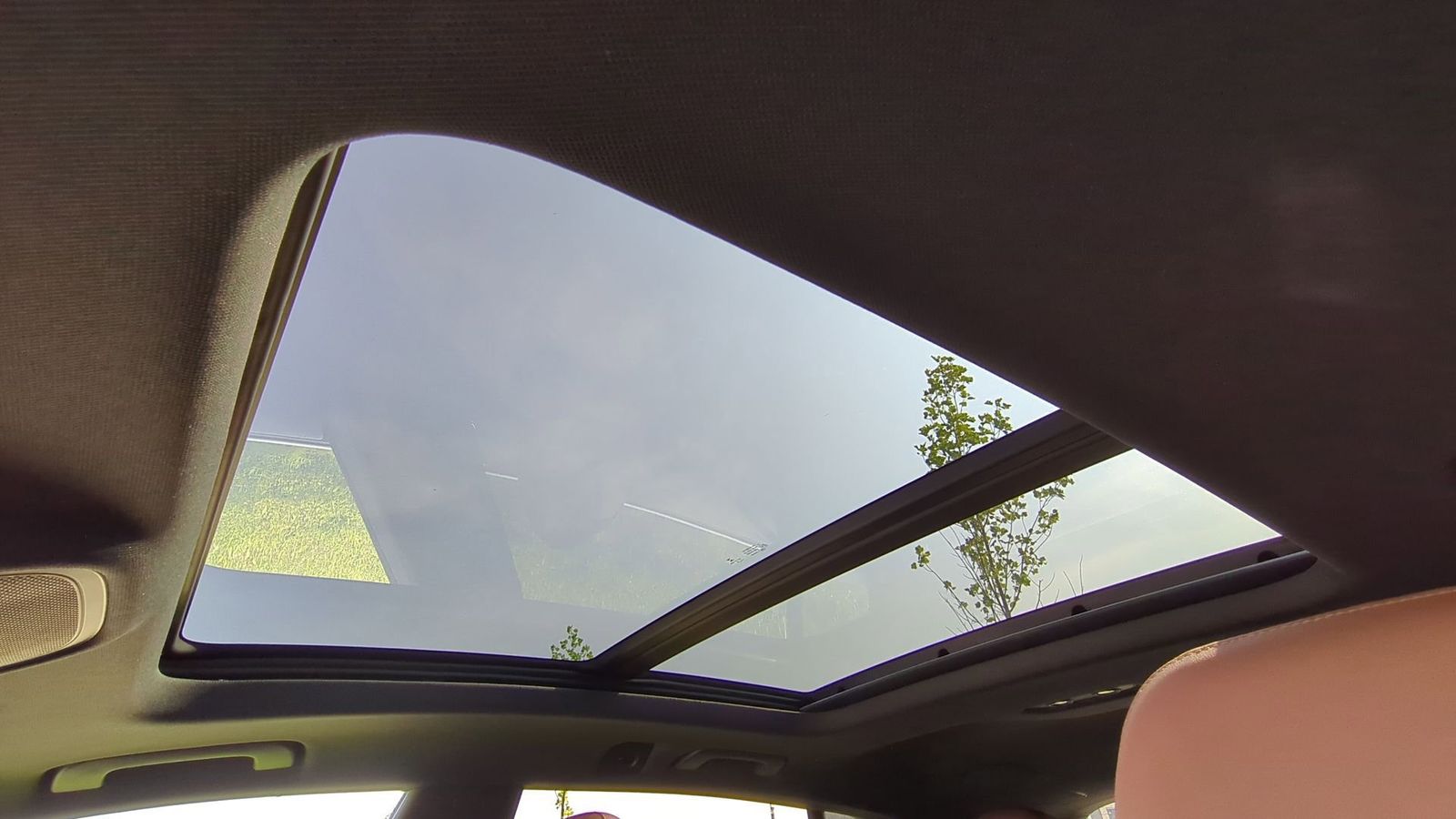 Thumbnail: 2019 Audi Q8 - 18
