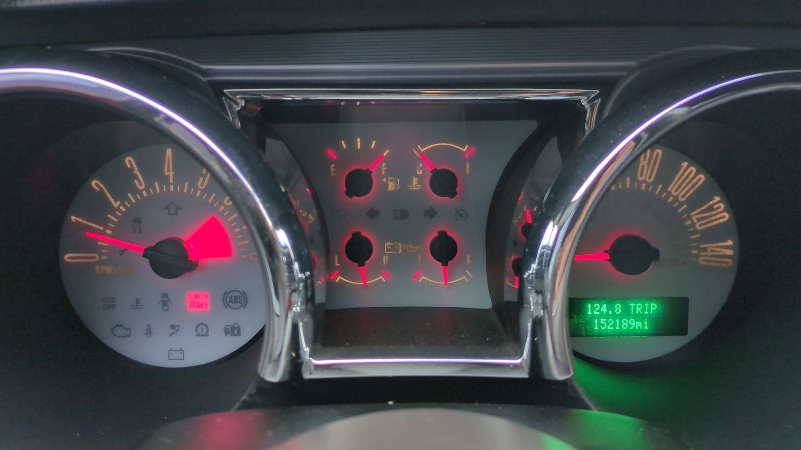 Thumbnail: 2006 Ford Mustang - 27