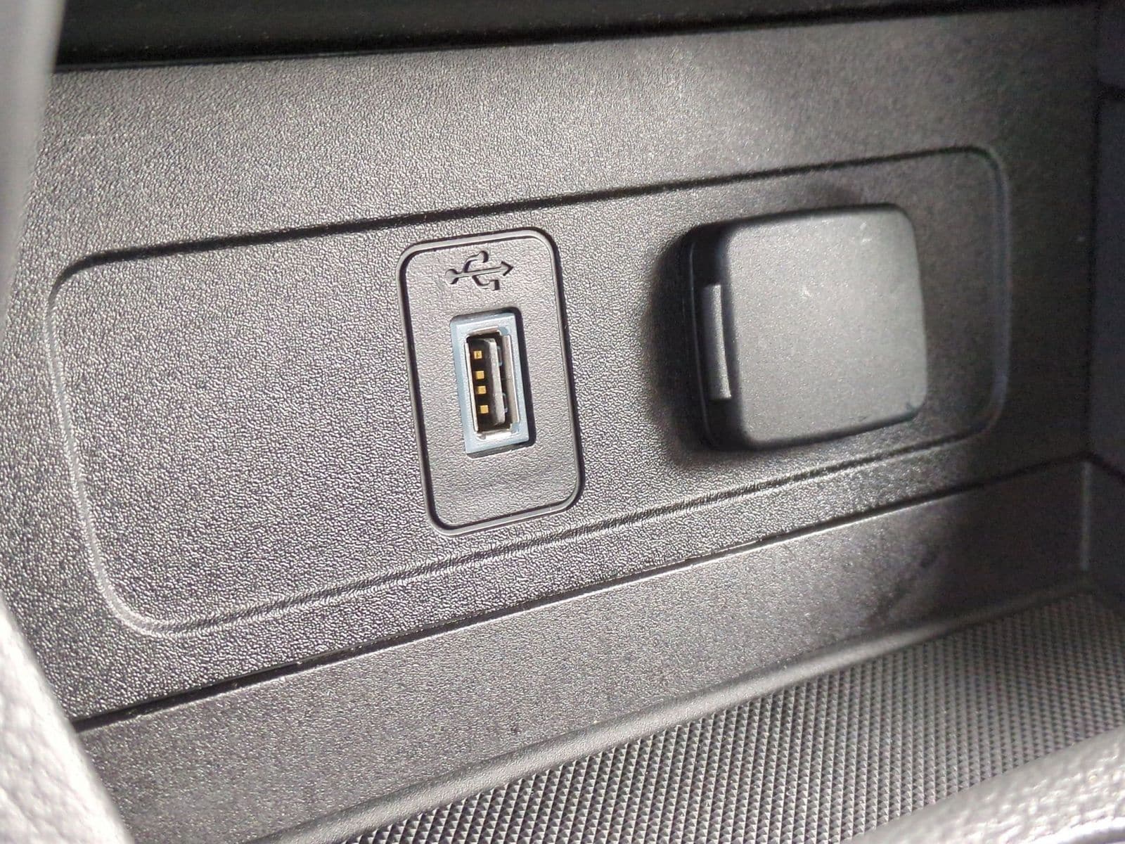 Thumbnail: 2018 Ford Escape - 31