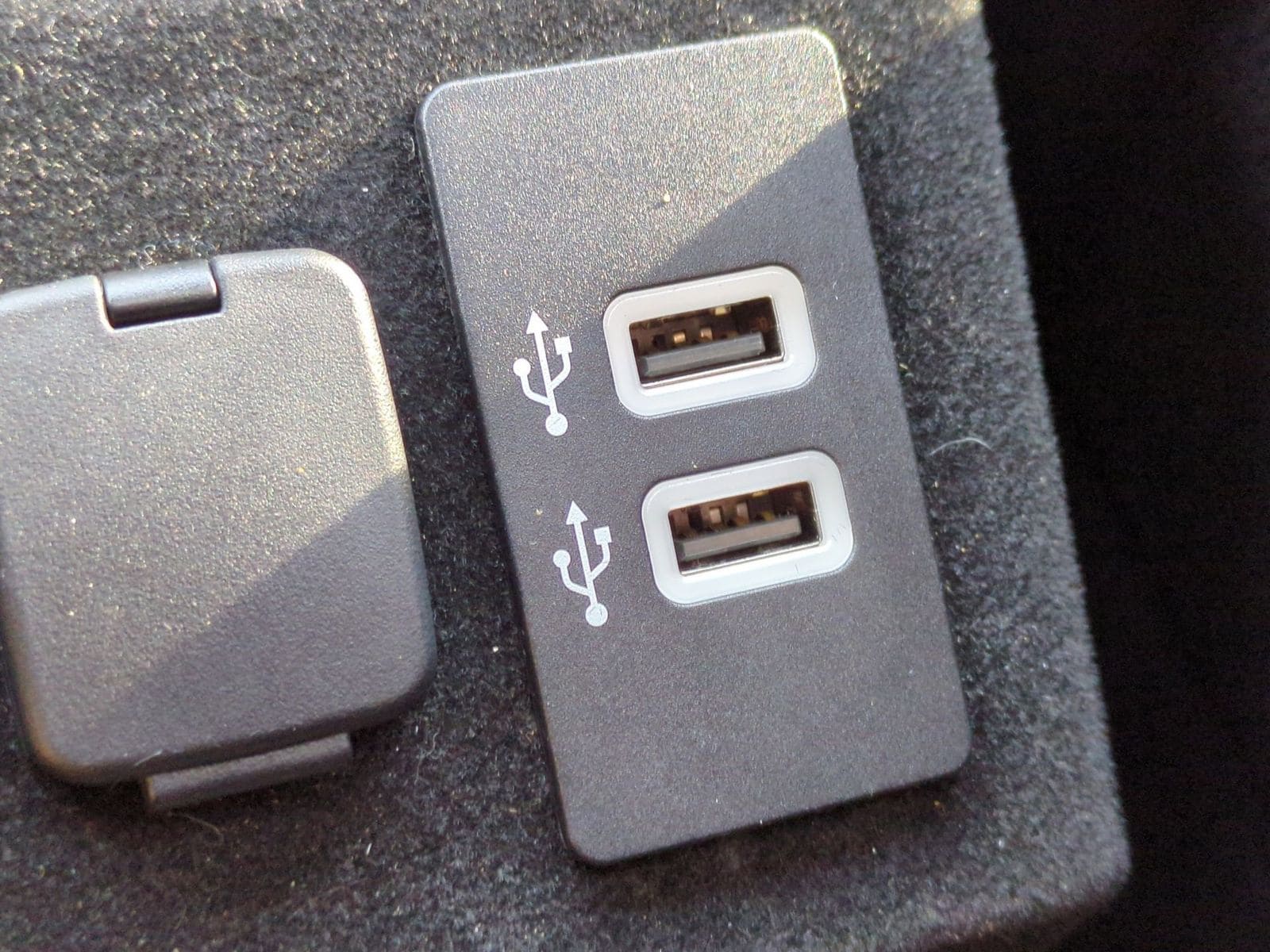 Thumbnail: 2016 Lincoln Navigator - 35