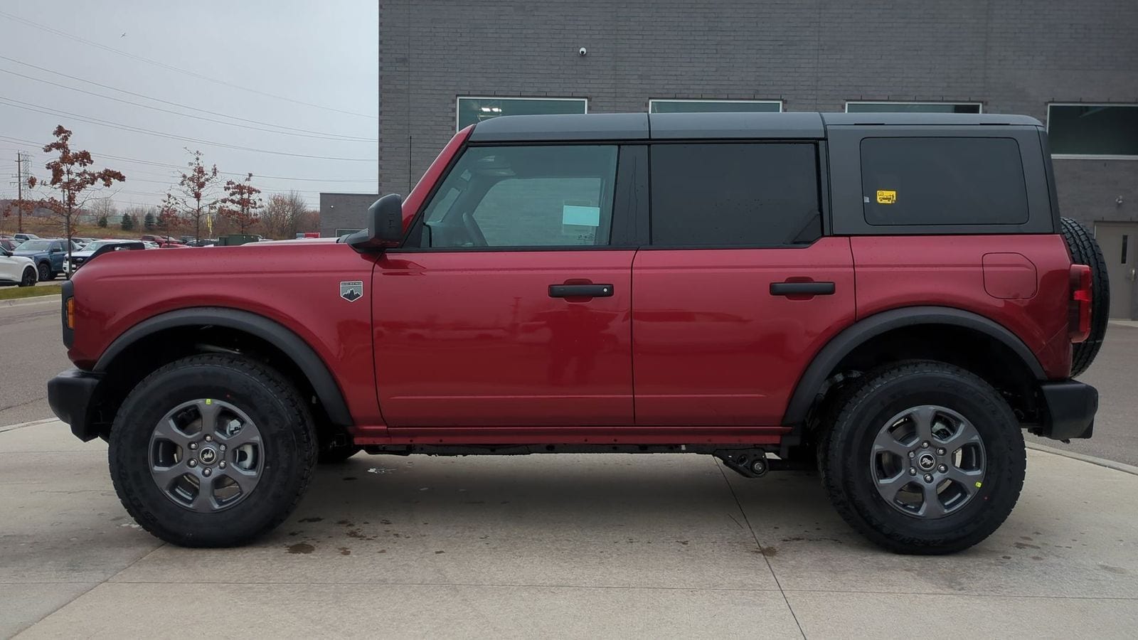 Thumbnail: 2025 Ford Bronco - 2