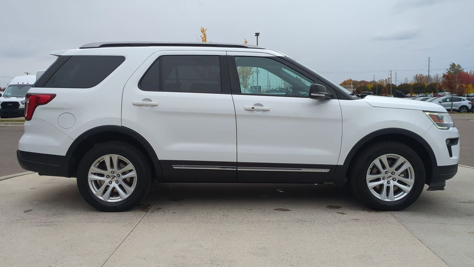 Thumbnail: 2018 Ford Explorer - 7