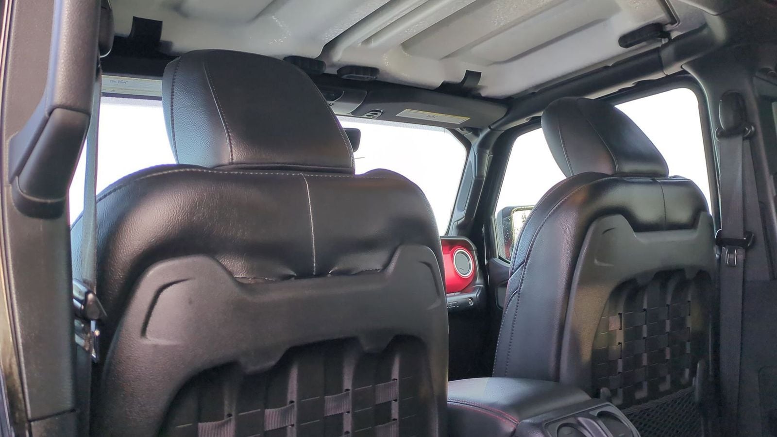 Thumbnail: 2020 Jeep Wrangler - 20