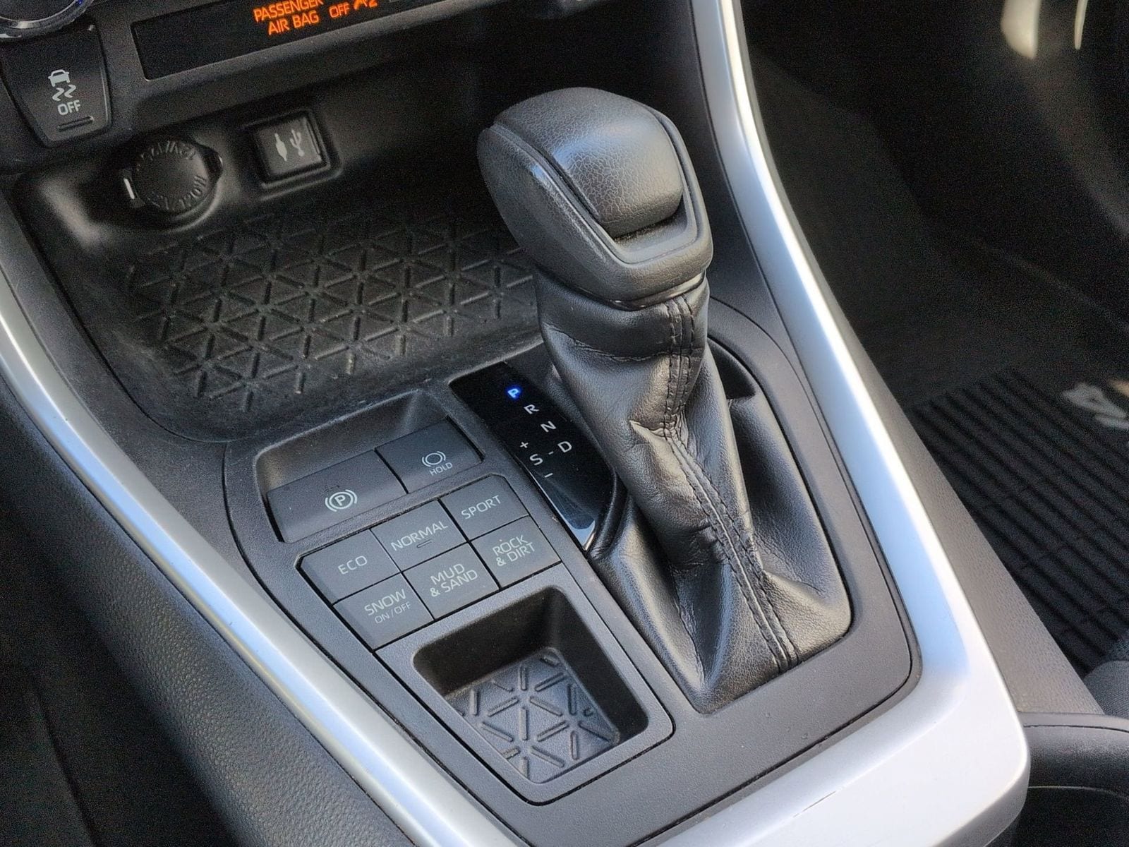 Thumbnail: 2019 Toyota RAV4 - 34