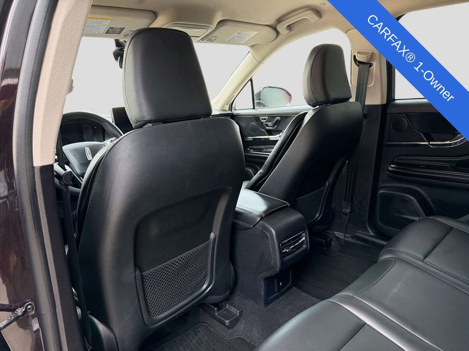 Thumbnail: 2023 Lincoln Corsair - 20