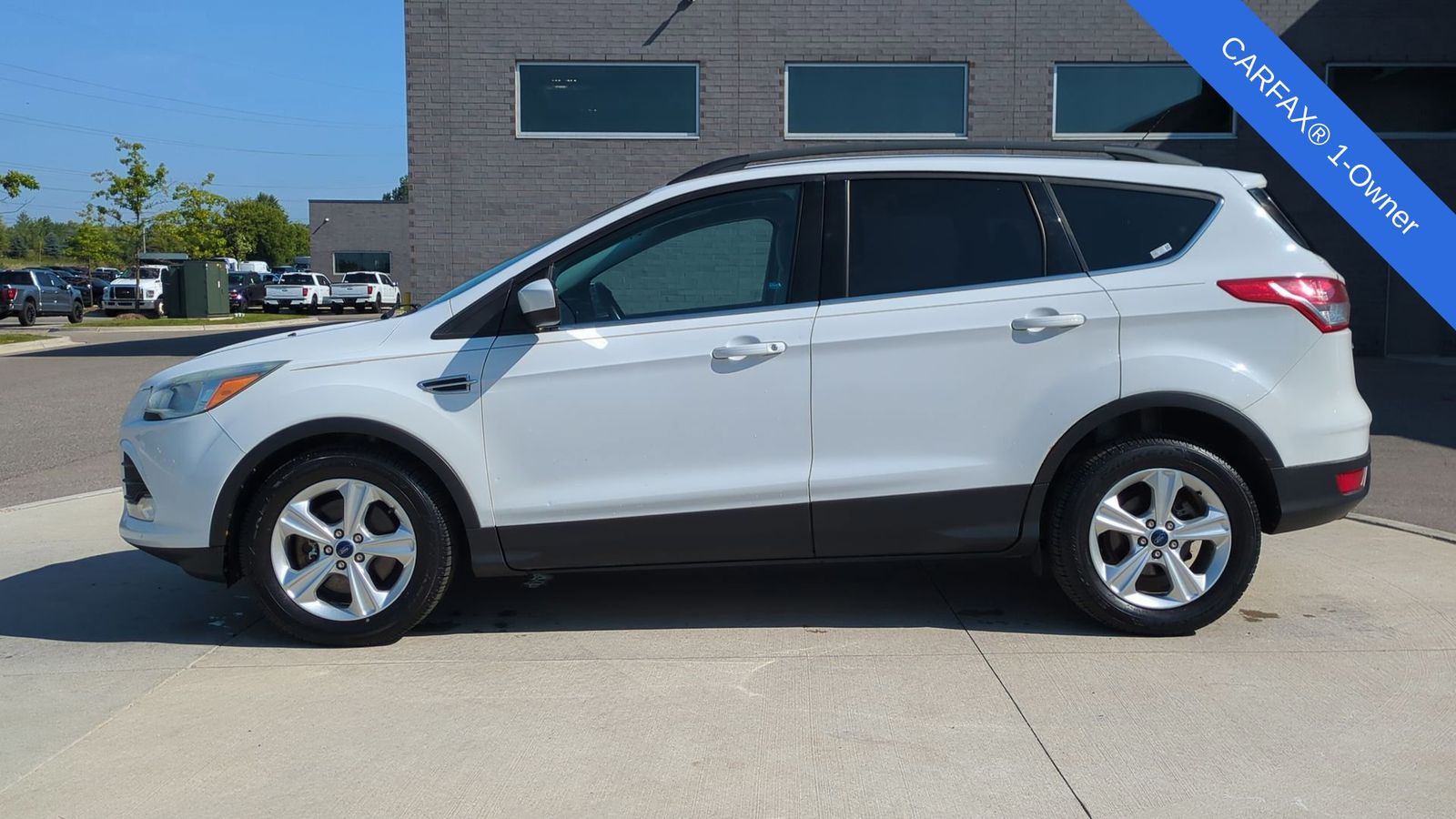 Thumbnail: 2016 Ford Escape - 3