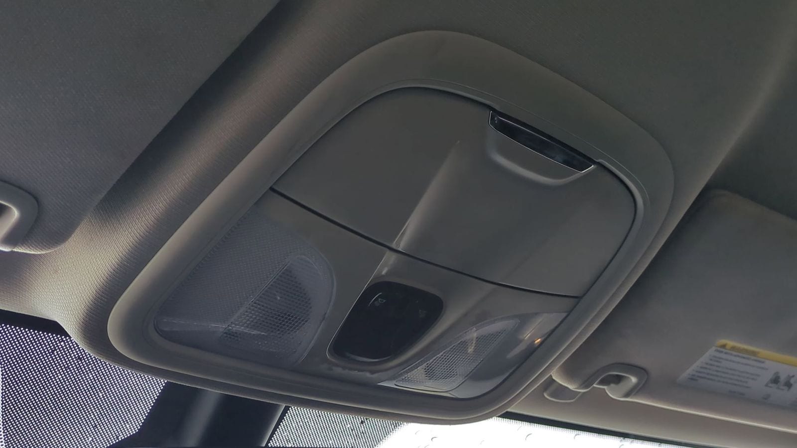 Thumbnail: 2018 Jeep Cherokee - 37