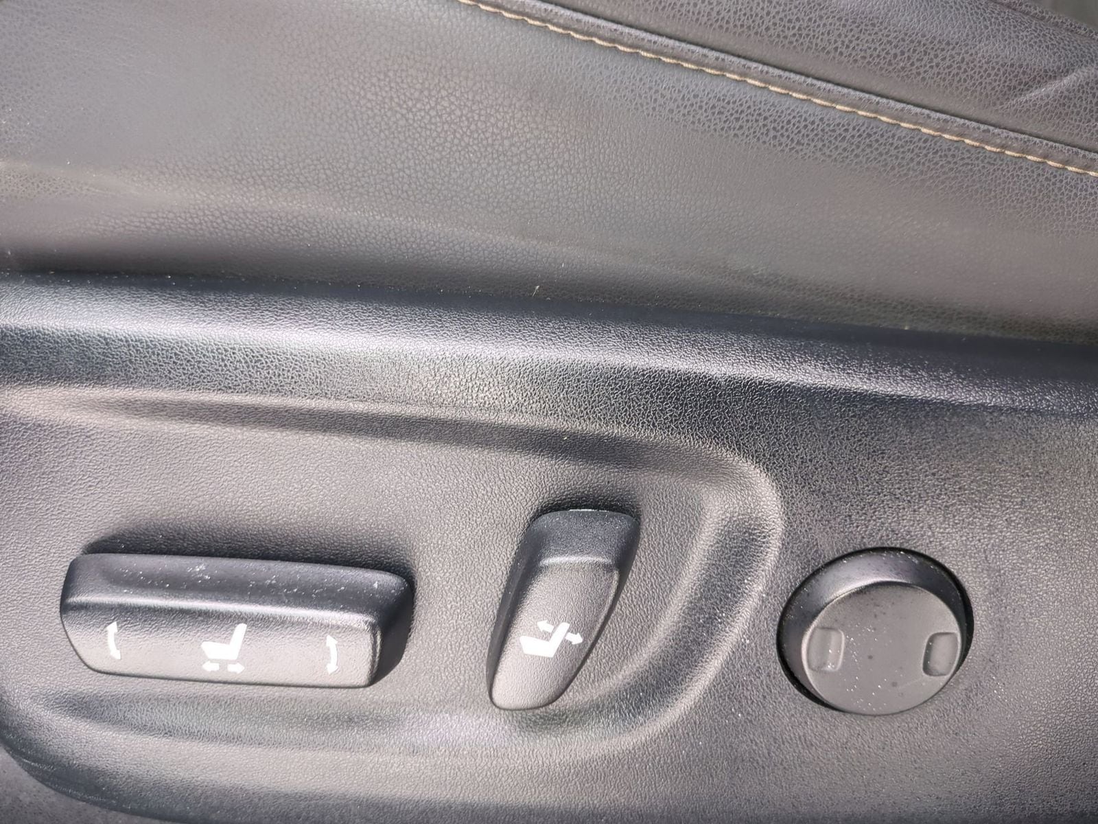 Thumbnail: 2020 Lexus GX - 21