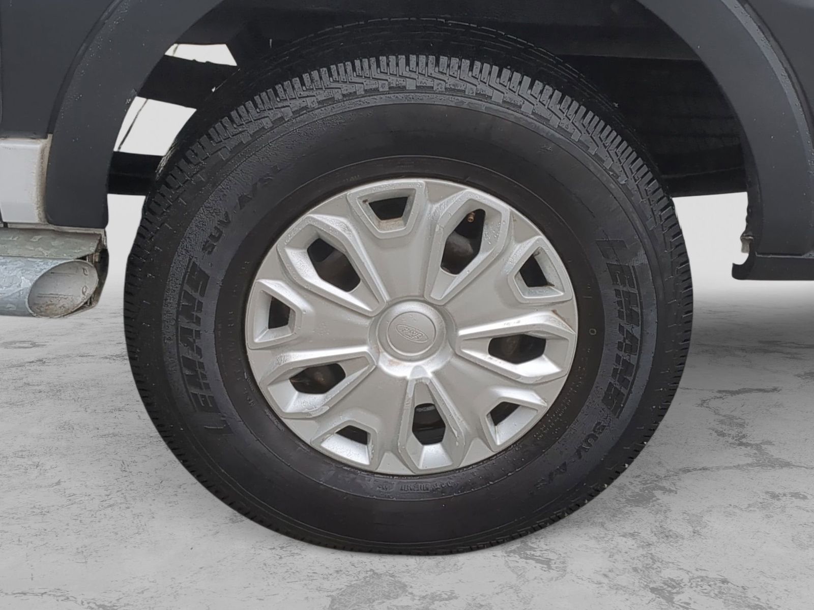 Thumbnail: 2015 Ford Transit Series - 14