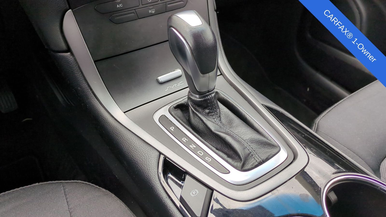 2016 Ford Edge SE 31