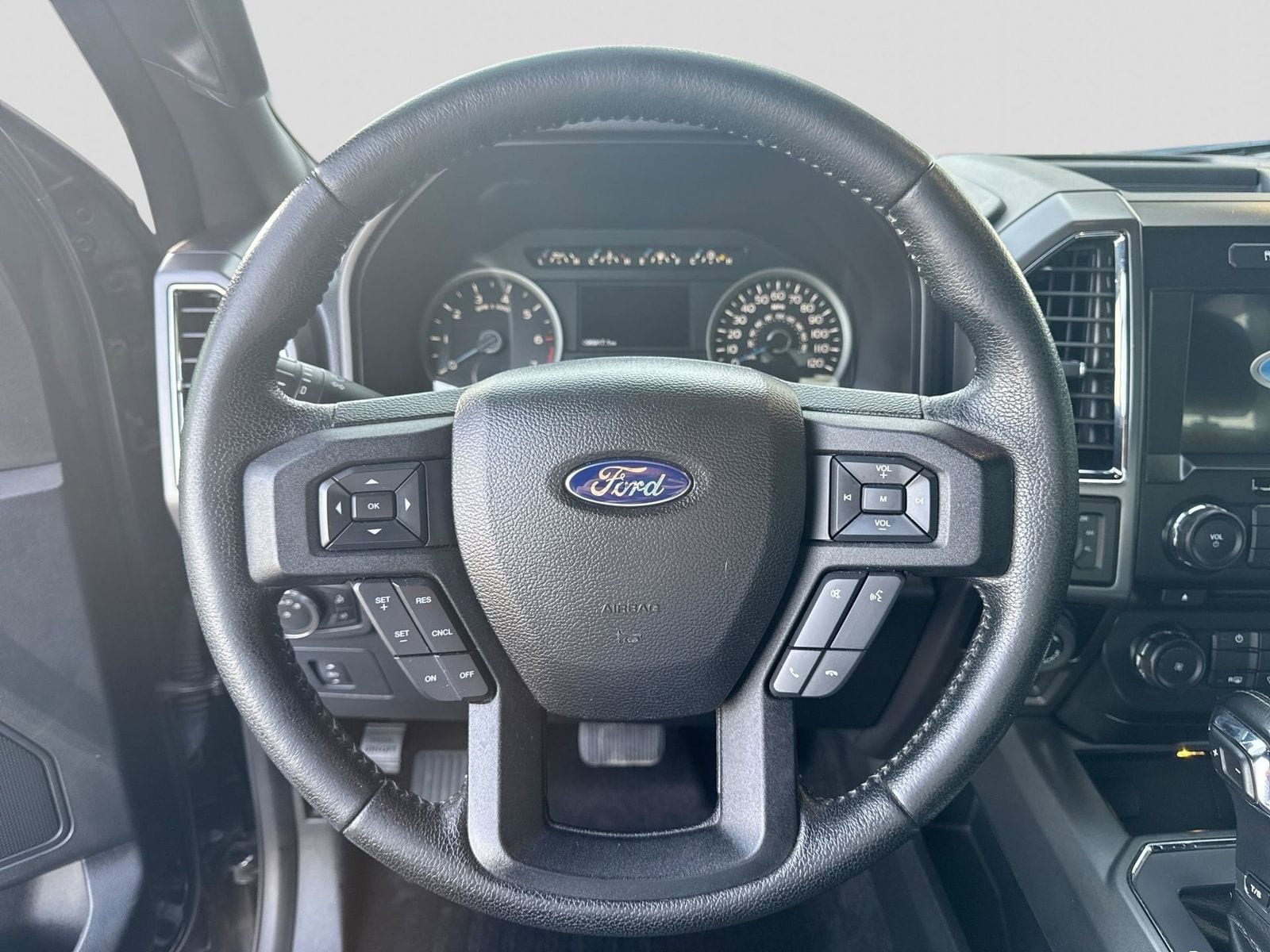 Thumbnail: 2016 Ford F-150 - 24