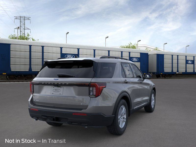 Thumbnail: 2025 Ford Explorer - 9