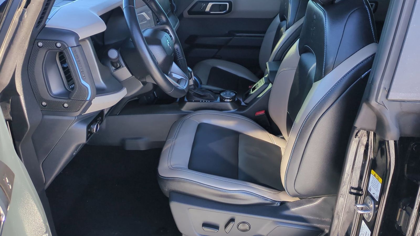 Thumbnail: 2024 Ford Bronco - 17