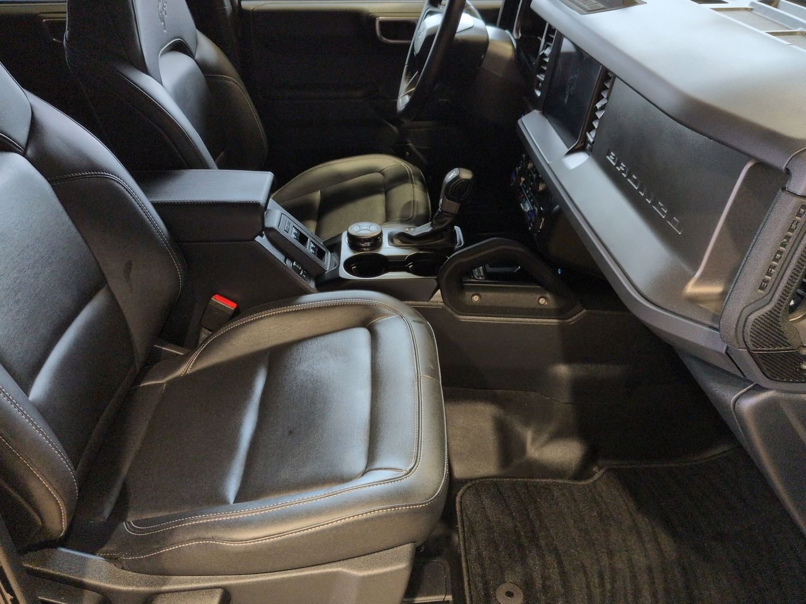 Thumbnail: 2025 Ford Bronco - 27