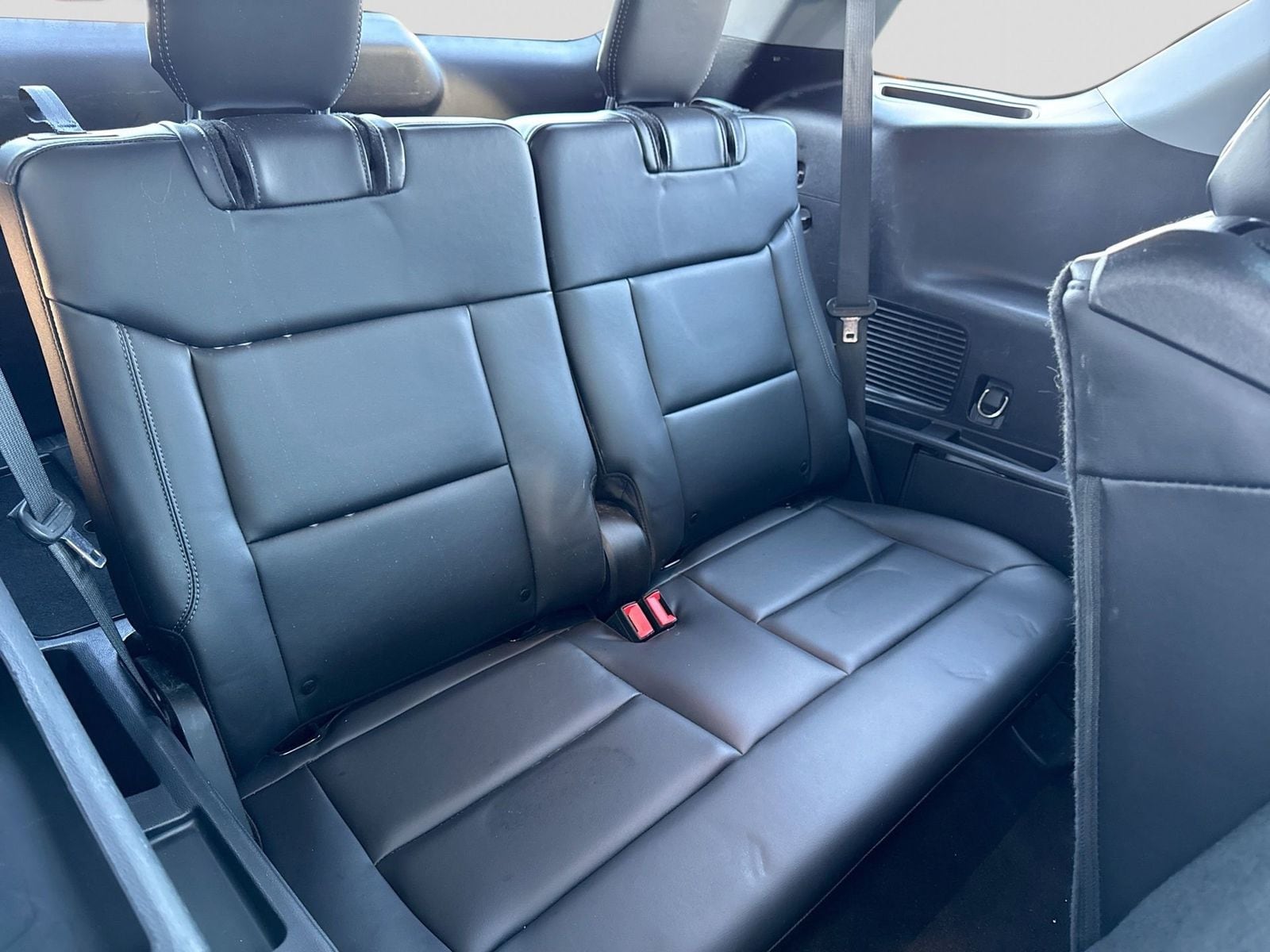 Thumbnail: 2022 Ford Explorer - 24