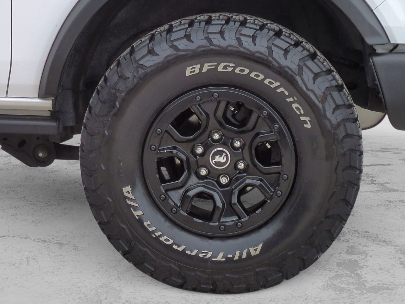 Thumbnail: 2023 Ford Bronco - 18