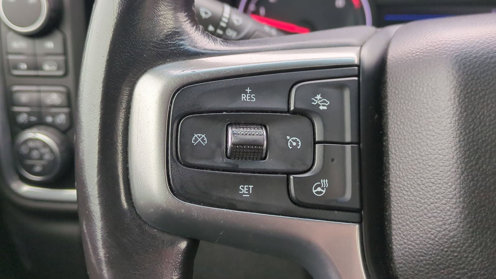 Thumbnail: 2019 Chevrolet Silverado 1500 - 27