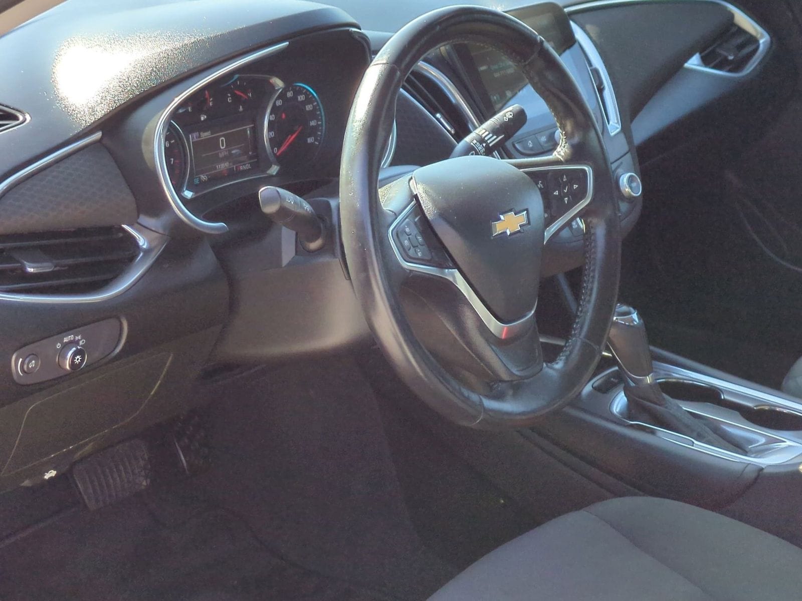 Thumbnail: 2018 Chevrolet Malibu - 2