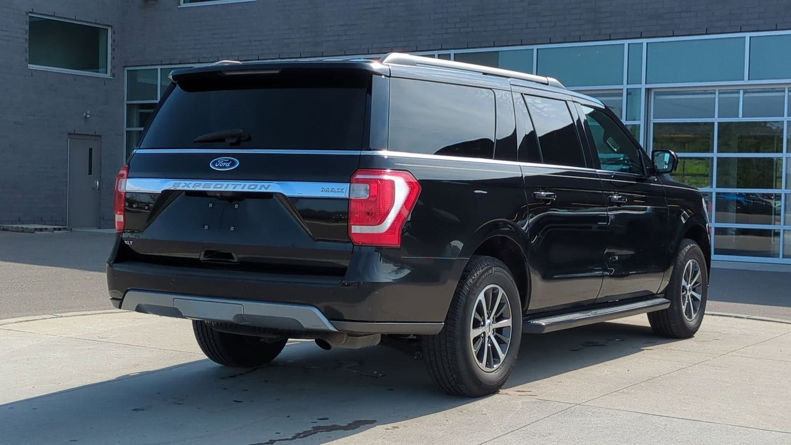 Thumbnail: 2021 Ford Expedition MAX - 6