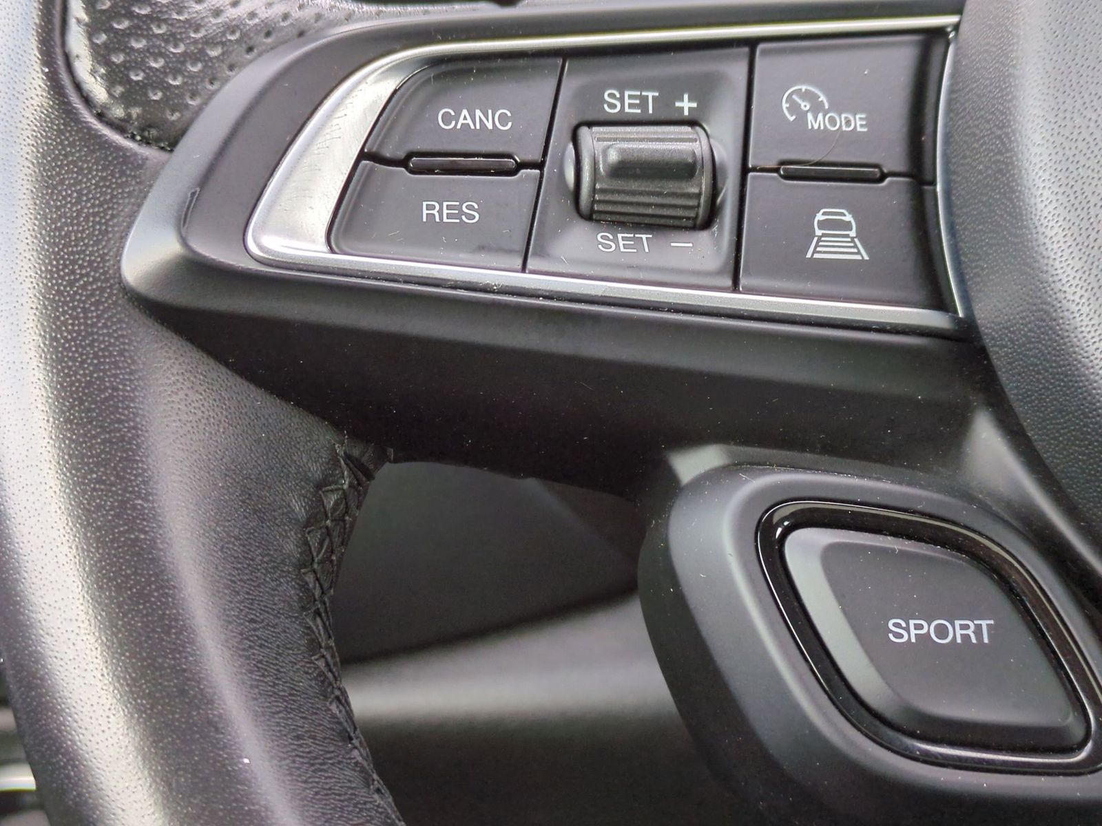 Thumbnail: 2024 Dodge Hornet - 29