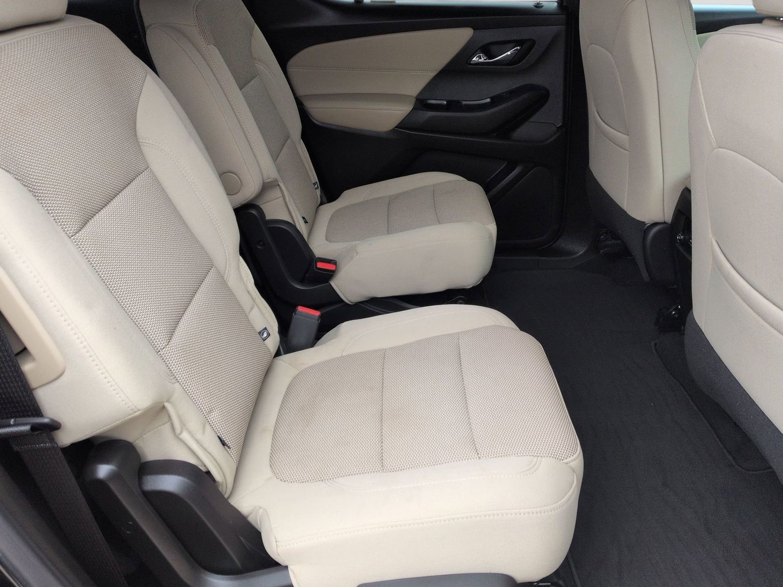 Thumbnail: 2022 Chevrolet Traverse - 23