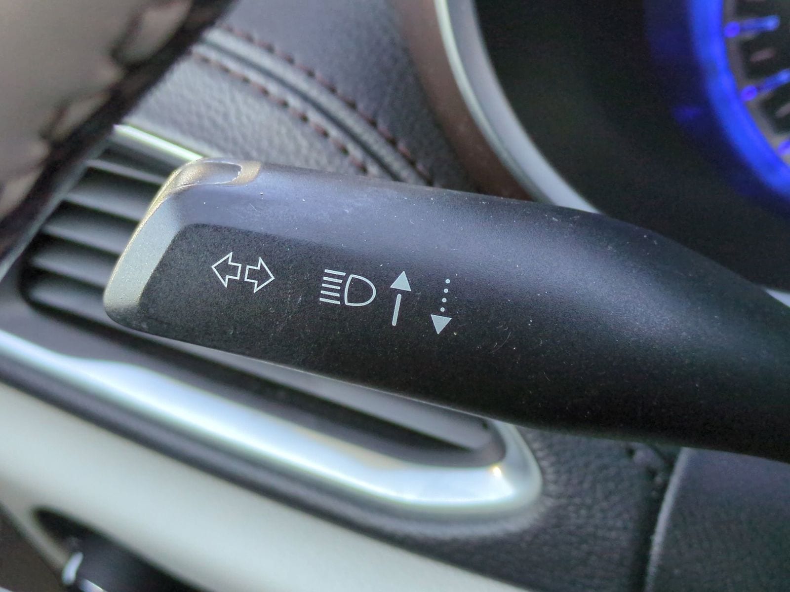 Thumbnail: 2017 Chrysler Pacifica - 37