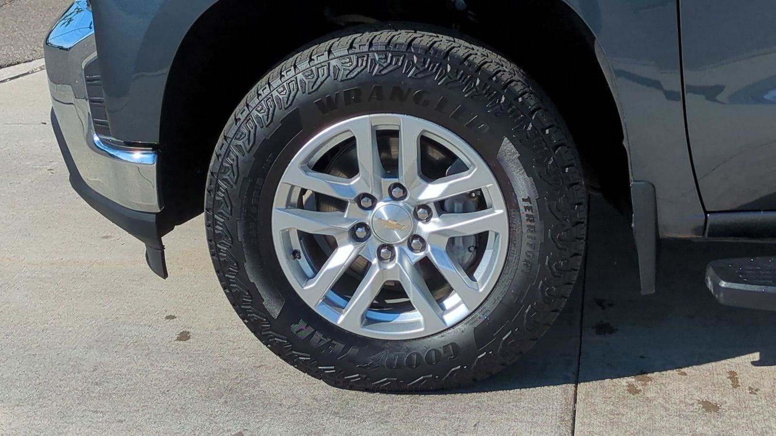 Thumbnail: 2020 Chevrolet Silverado 1500 - 14