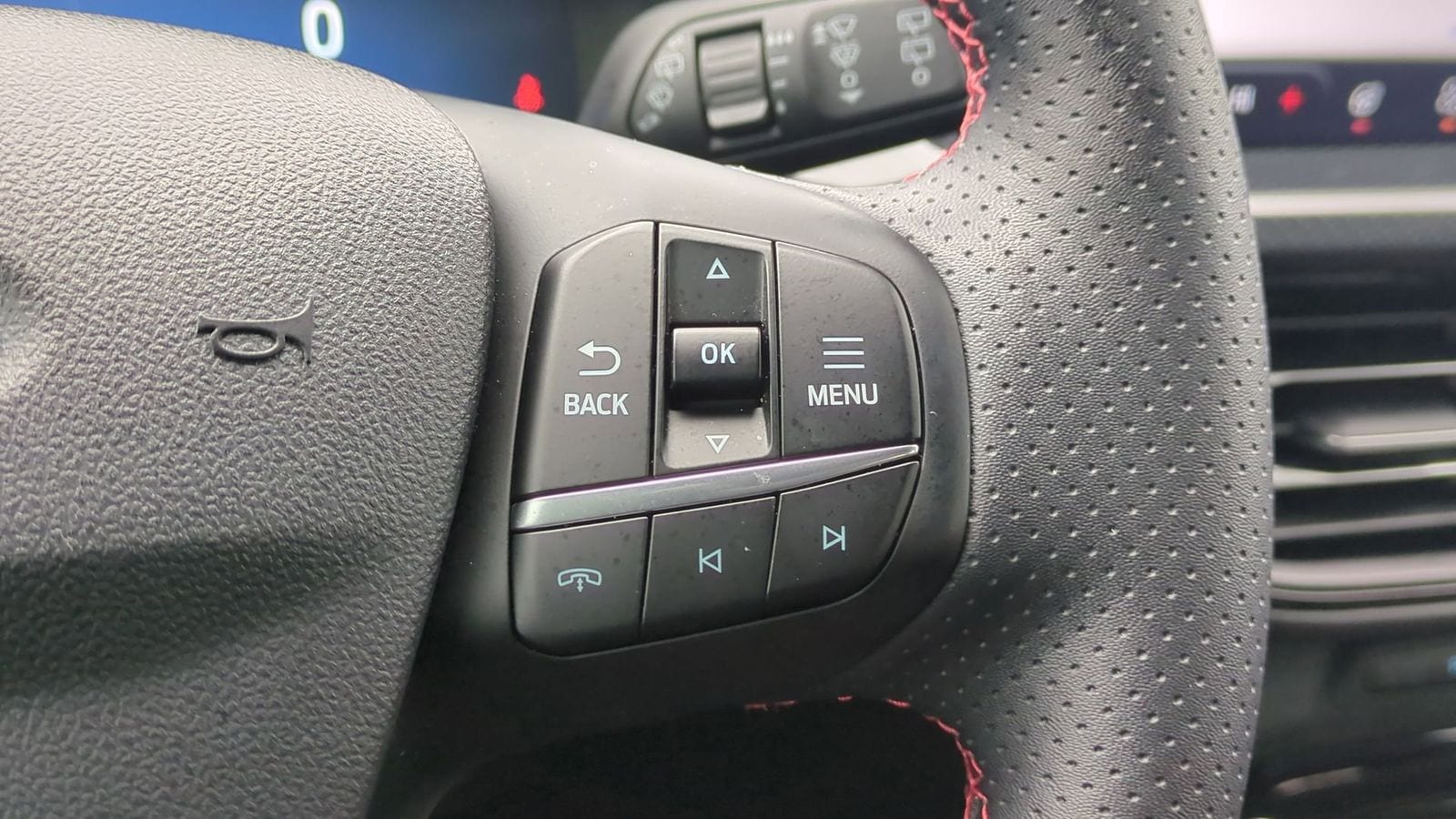 Thumbnail: 2024 Ford Escape - 26