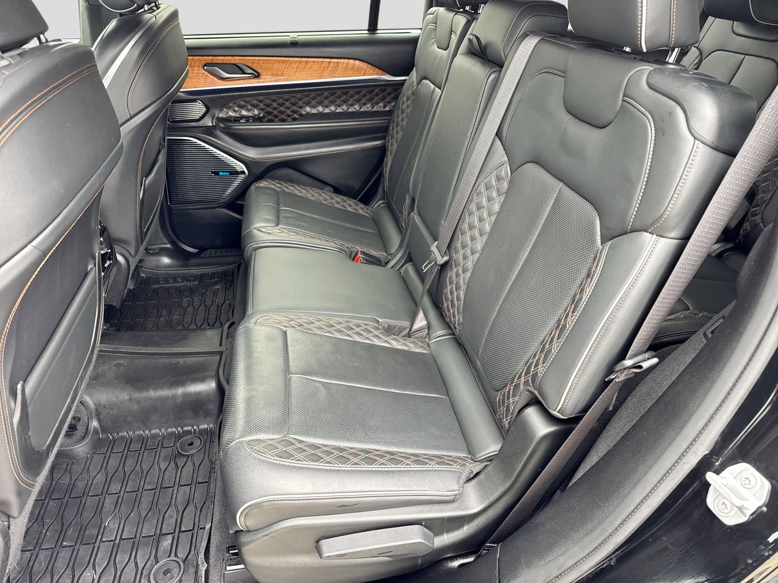 Thumbnail: 2021 Jeep Grand Cherokee L - 20