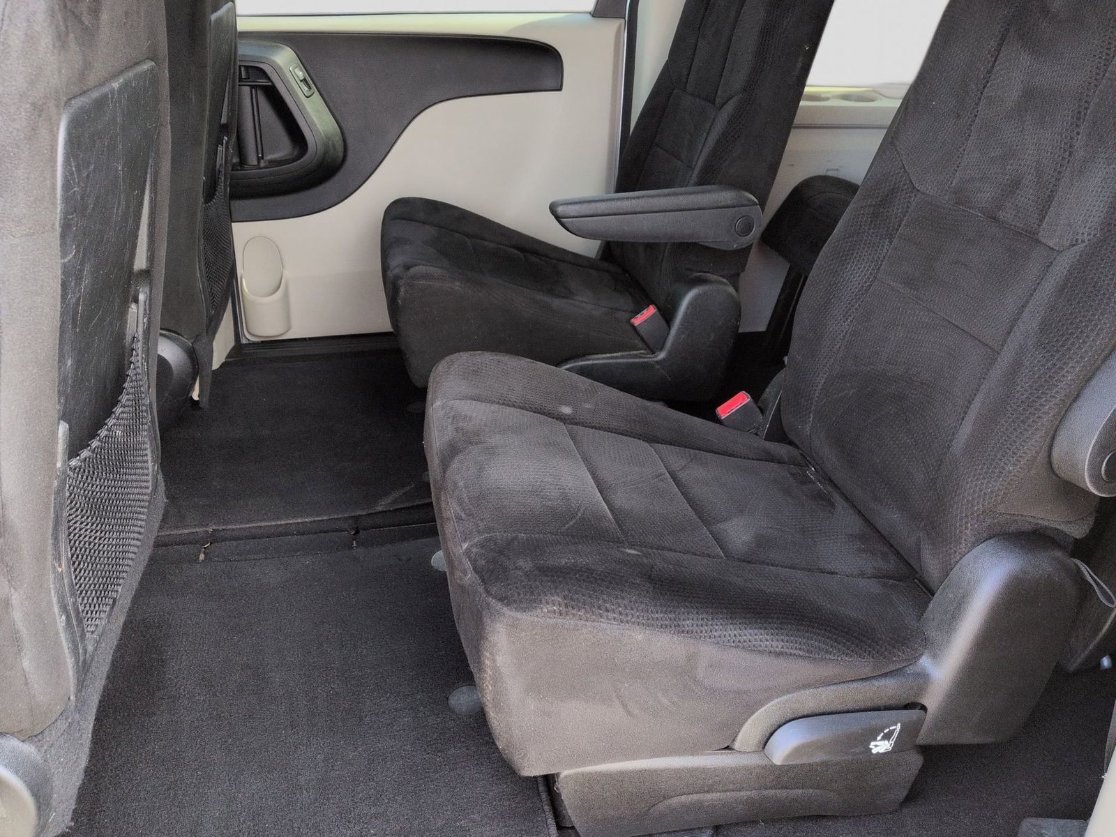 Thumbnail: 2013 Dodge Grand Caravan - 23