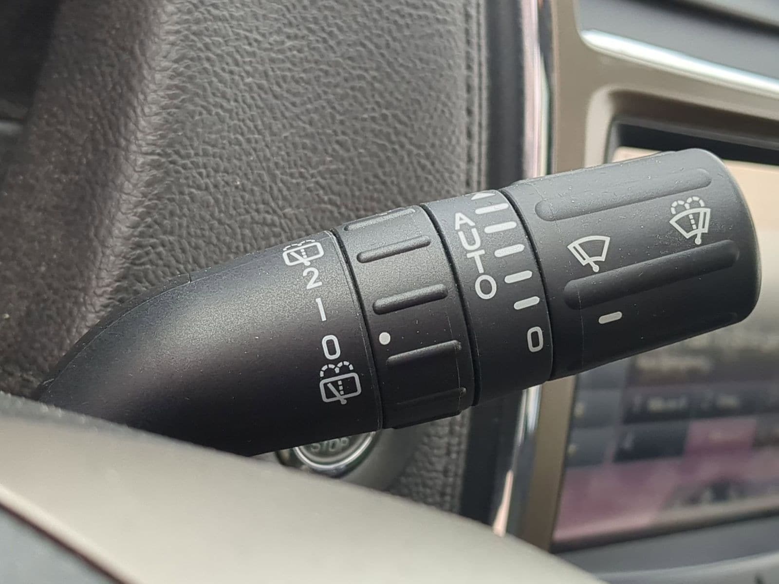 Thumbnail: 2011 Lincoln MKX - 30