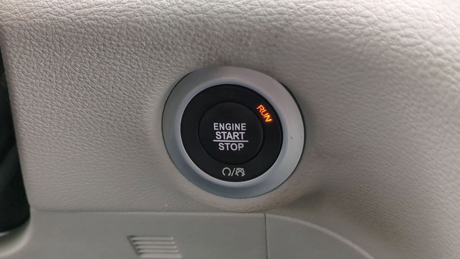 2022 Chrysler Pacifica Limited 30