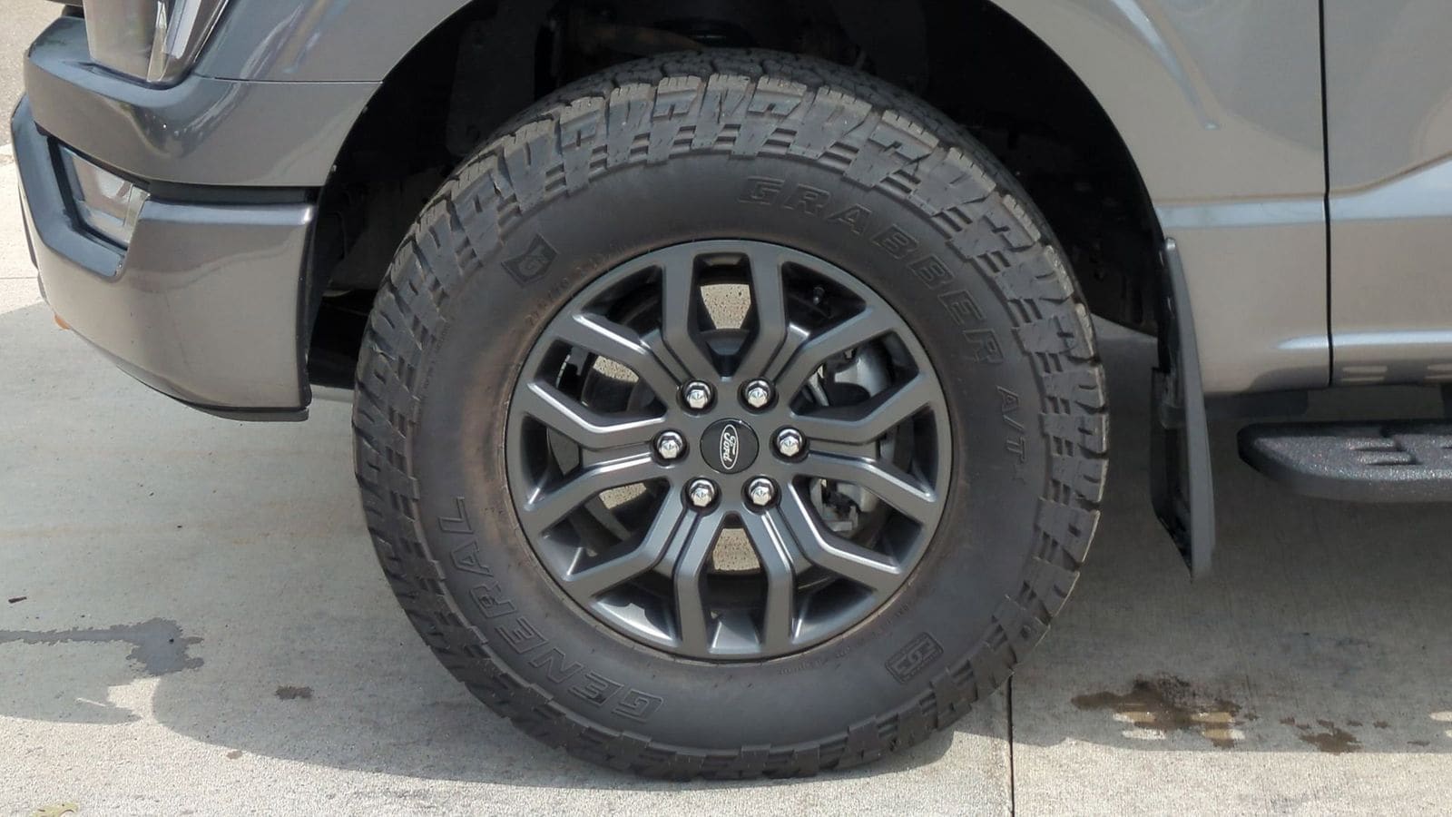 Thumbnail: 2023 Ford F-150 - 13