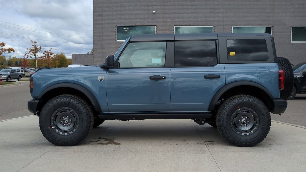 New 2025 Ford Bronco Big Bend SUV