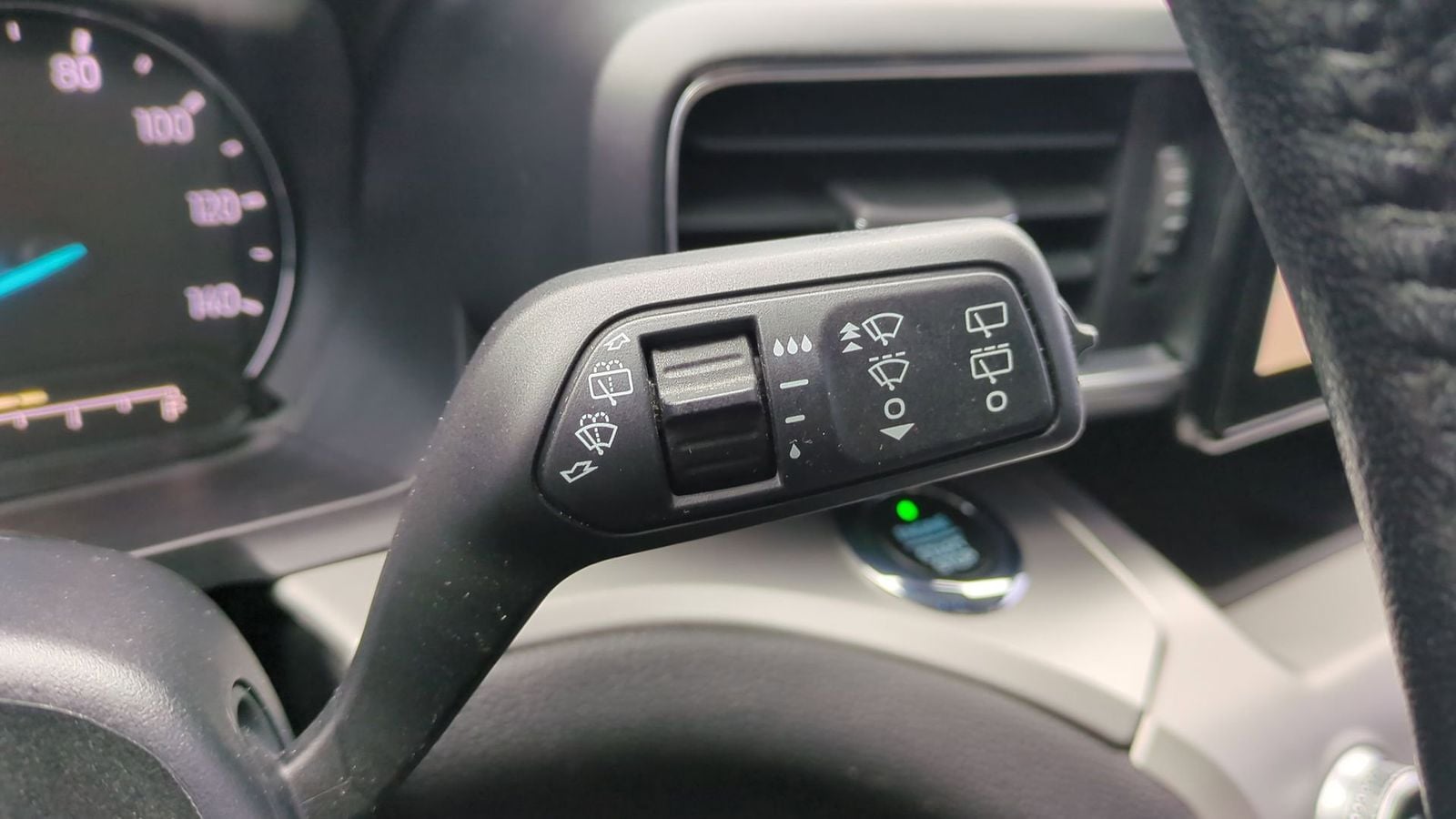 Thumbnail: 2021 Ford Explorer - 30