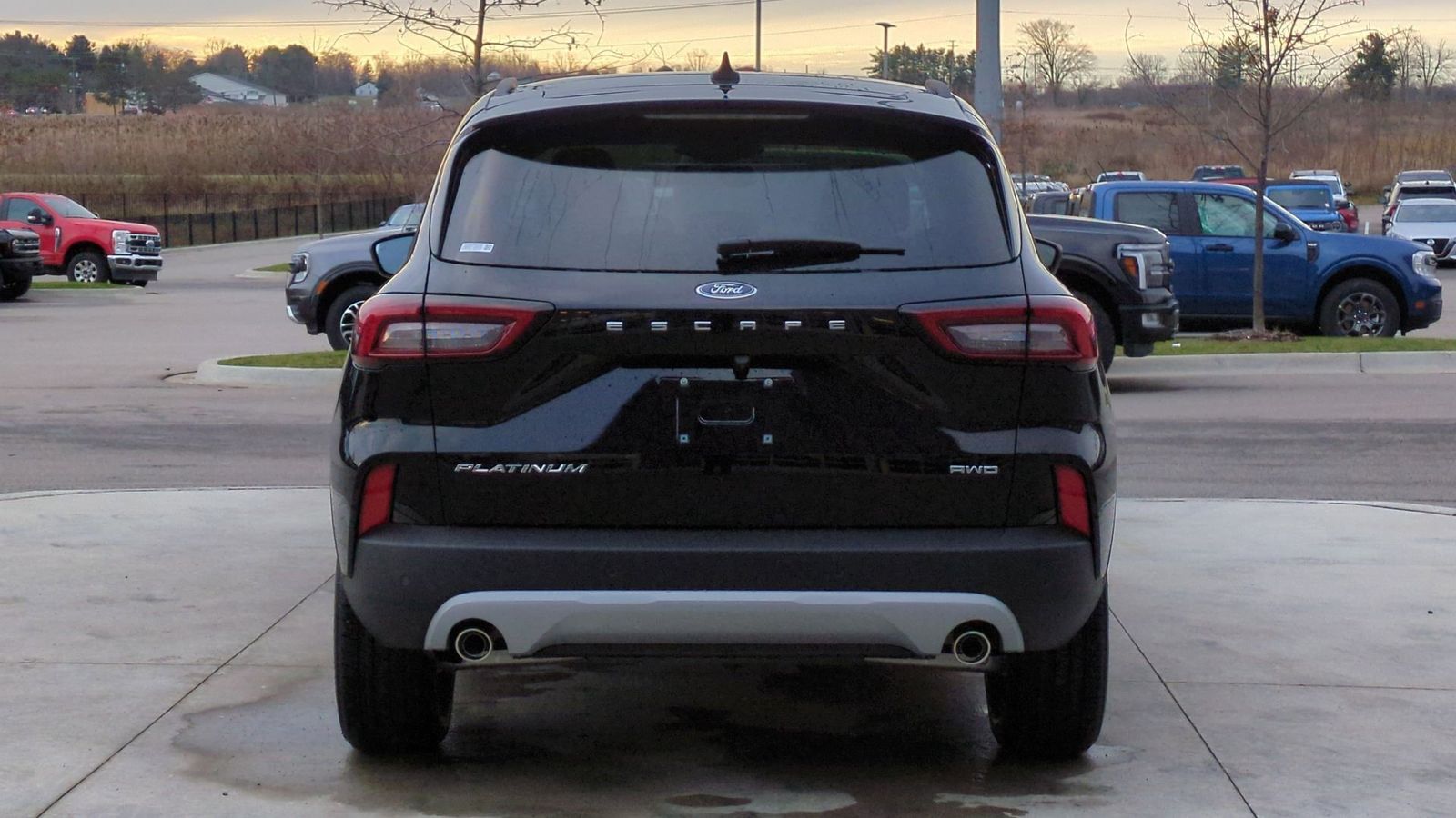2025 Ford Escape Hybrid Platinum photo 4