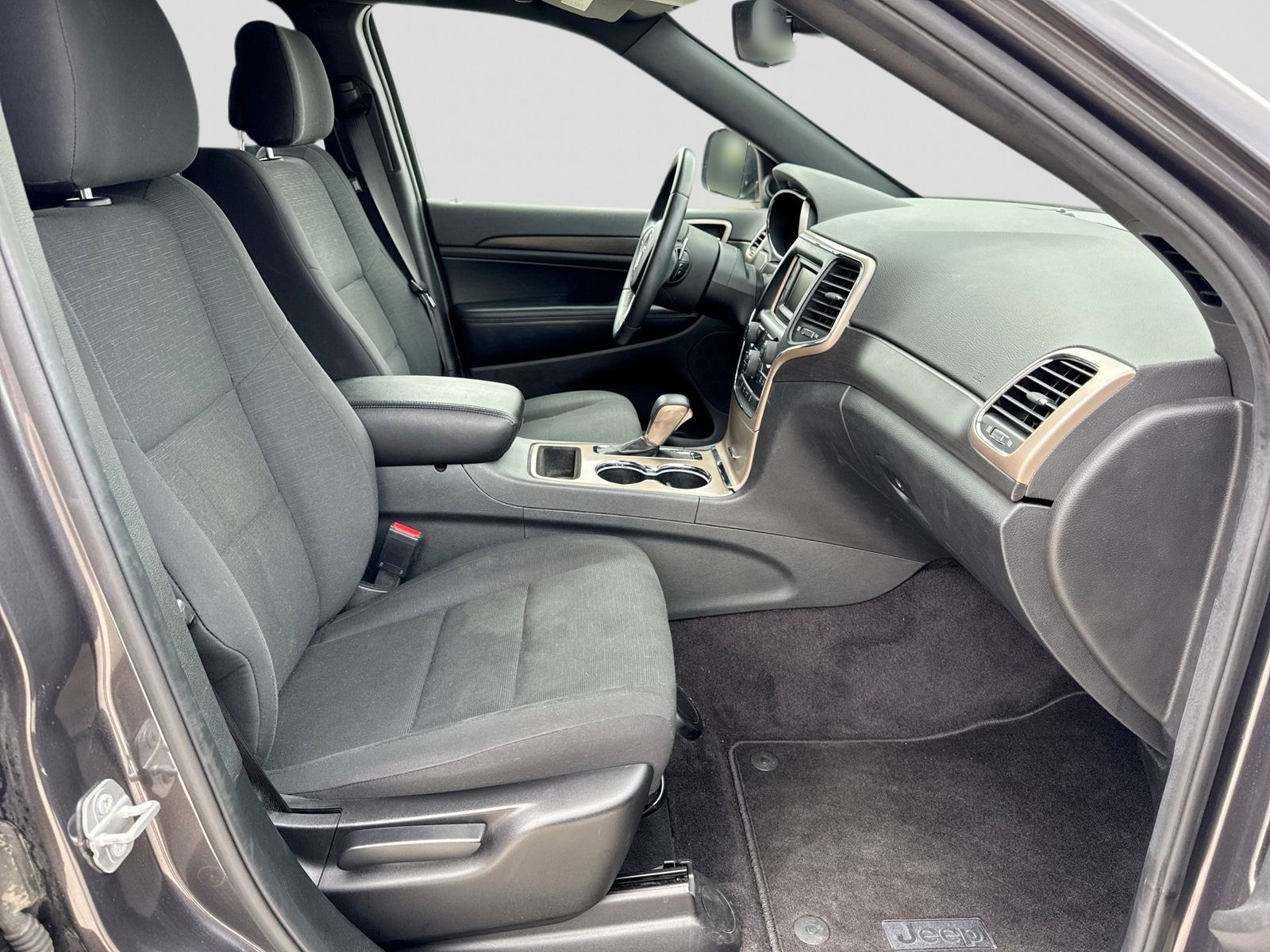 Thumbnail: 2016 Jeep Grand Cherokee - 22