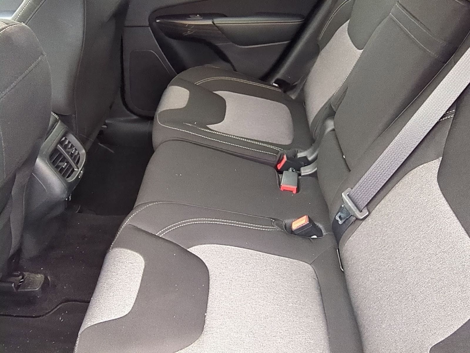 Thumbnail: 2014 Jeep Cherokee - 20